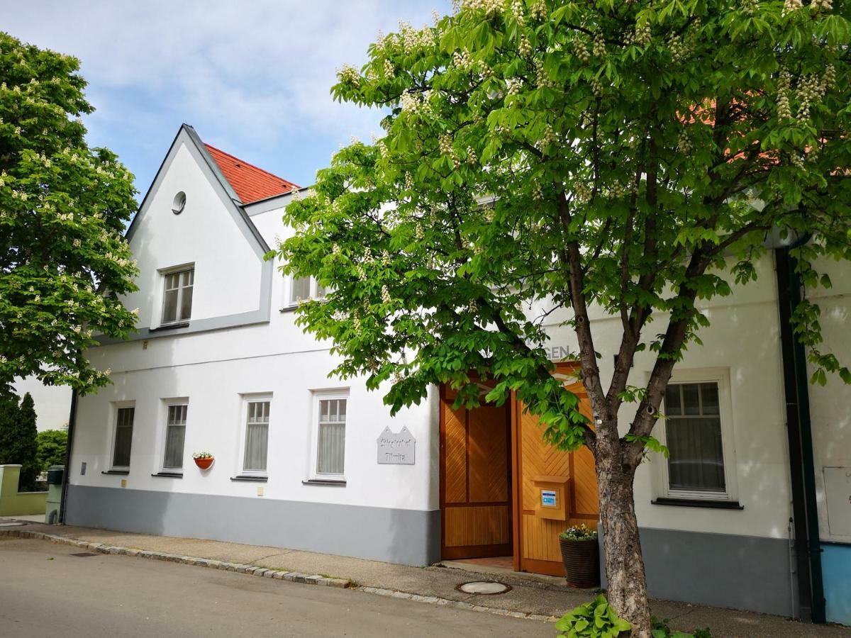 Stieglerhof Kg -Apartments Illmitz- エクステリア 写真